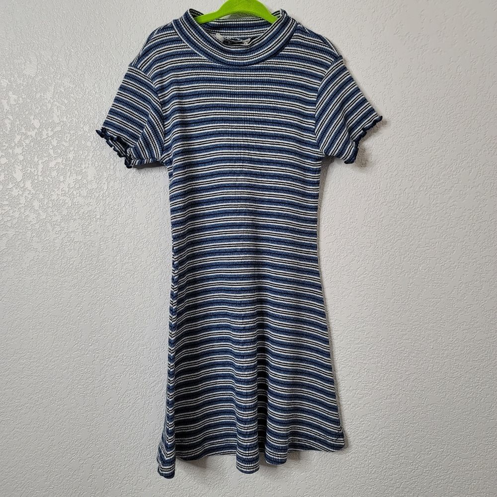 Sostanza contemporary apparel vintage girls ribbed stripped lettuce hem